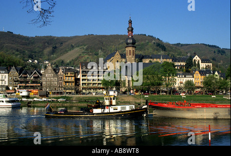 Moselle château Reichsburg Cochem 11e siècle Rheinland Pfalz Banque D'Images