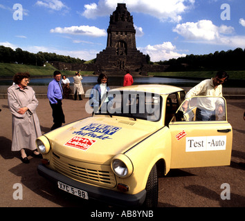 Allemagne Leipzig Allemagne Allemand Voiture Trabant Banque D'Images