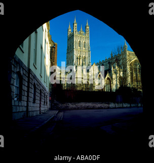 La cathédrale de Gloucester à l'ouest de St Mary's Front Gate Angleterre GLoucester Banque D'Images