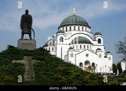 Cathédrale de Saint Sava avec la statue du Prince Noir Karageorge (George) sur Vracar plateau à Belgrade, Serbie Banque D'Images