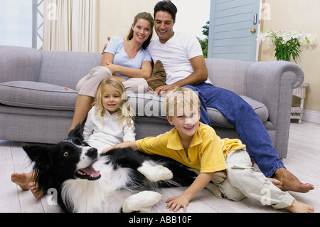 Famille à la maison Banque D'Images