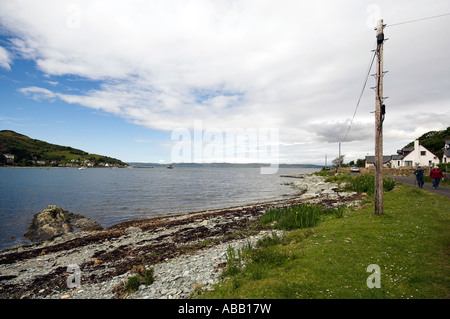 Vue côtière, Lochranza, Arran, côte ouest de l'Ecosse, Royaume-Uni Banque D'Images