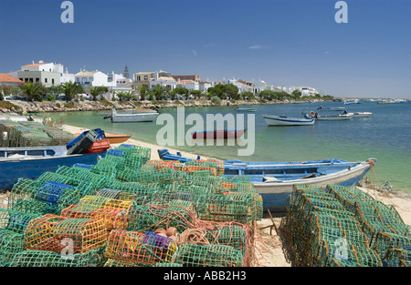 L'Est de l'Algarve, à proximité de Tavira, Cabanas Banque D'Images