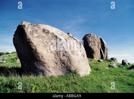 Kopjes et rochers dans le Parc National du Serengeti Tanzanie Afrique de l'Est Banque D'Images