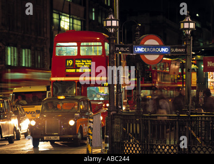 Piccadilly Circus, Londres, Angleterre Banque D'Images