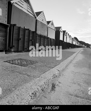 Cabines de plage sur la plage de Bournemouth Dorset South Coast UK Banque D'Images