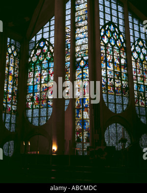 Vitraux, Église Jeanne d'Arc, place du Vieux marché, Rouen, Normandie, France. Banque D'Images