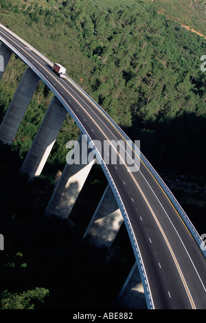 Une autoroute suspendue Banque D'Images