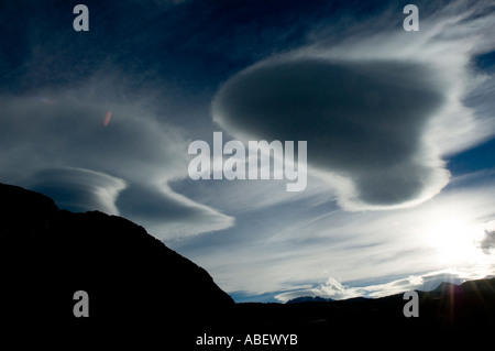 Nuages bizarres sont courants dans les ciels de la Patagonie, Province de Santa Cruz, Argentine Banque D'Images