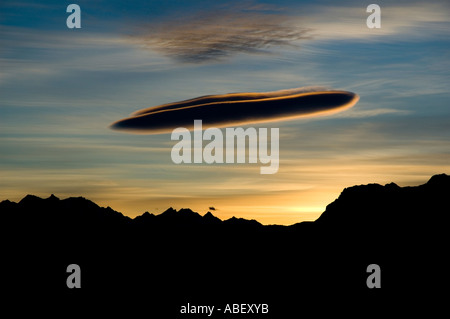 Bizarre et nuages lenticulaires sont communs dans Patagonic Sky, Santa Cruz, en Patagonie, Argentine Banque D'Images