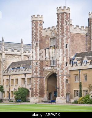 La porte principale de Trinity College de Cambridge Banque D'Images