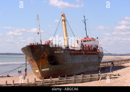 Le navire a sombré à Manaav Star sur la plage à Camber près de Rye dans l'East Sussex après une grosse tempête en septembre 2004, le navire a été Banque D'Images