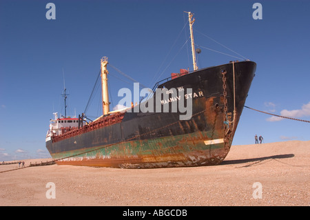 Le navire a sombré à Manaav Star sur la plage à Camber près de Rye dans l'East Sussex après une grosse tempête en septembre 2004 Banque D'Images