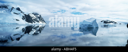 Lemaire Channel Péninsule Antarctique Antarctique Banque D'Images