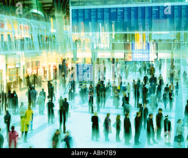 Les usagers de la gare de Liverpool Street, London UK Banque D'Images