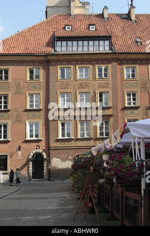 Bâtiment pittoresque dans la vieille ville de Varsovie Pologne Europe de l'Est Banque D'Images