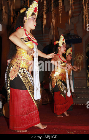 Danses lakhon Bali, Ubud, Bali, Indonésie Banque D'Images