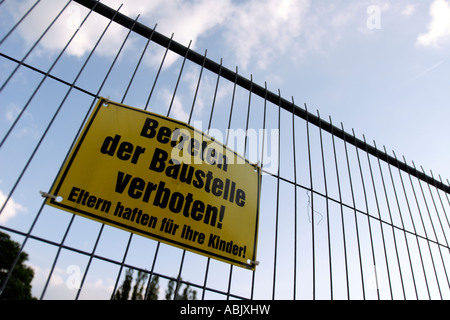 'Bouclier Betreten der Baustelle verboten' (Garder hors du chantier) Banque D'Images