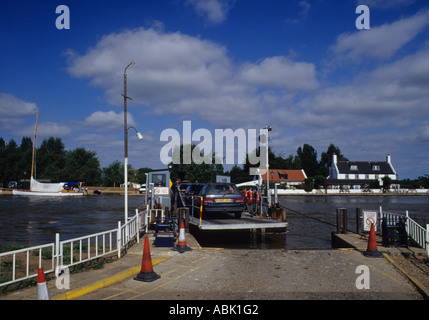 Ferry à Norfolk Royaume-uni Reedham Banque D'Images