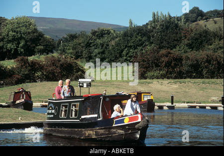 Llangollen Denbighshire North Wales UK location bateau étroit jour Bassin Llangollen sur canal à la fin de l'été Banque D'Images