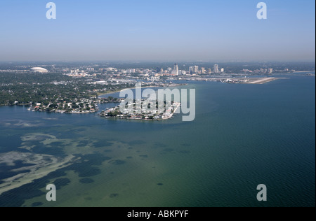 Photo aérienne de Saint Petersburg Tampa Bay Parc Lassing Albert Whitted Airport Florida Banque D'Images