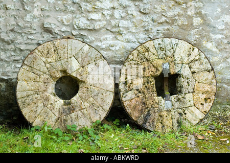 Ancien moulin des pierres sur le Heron, moulin à maïs, à Beetham, Cumbria, England, UK Banque D'Images