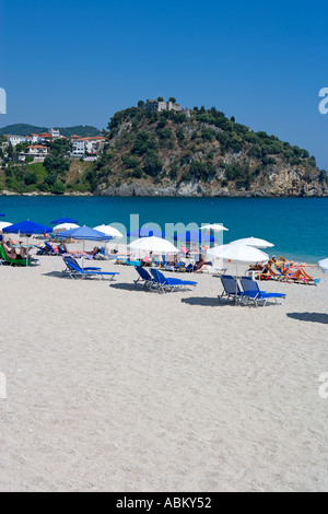 La plage de VALTOS ET CHÂTEAU DE PARGA GREECE Banque D'Images