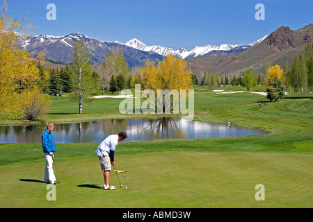 Le golf à Sun Valley Idaho avec le Rocher, montagnes en arrière-plan Banque D'Images