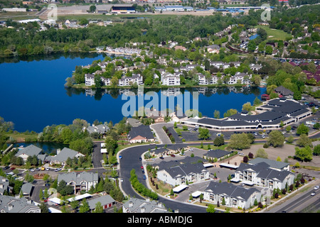 Vue aérienne de l'atterrissage à Lake Harbour à Boise, Idaho Banque D'Images