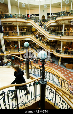 Que vous recherchiez un intérieur de Princes historique Square Shopping Mall à Glasgow en Écosse Banque D'Images