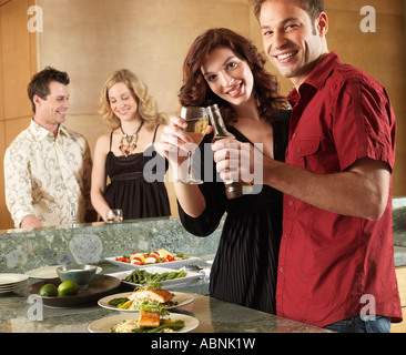 Les amis à dîner