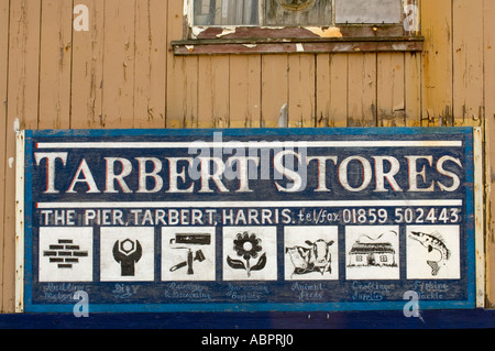 Tarbert stores, bricolage la boutique sign, Tairbeart, Isle of Harris, îles Hébrides, Ecosse, Royaume-Uni Banque D'Images