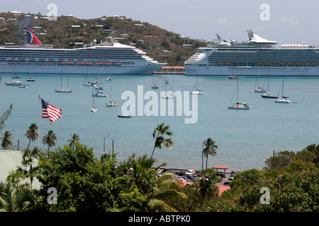 Îles Vierges,USVI,U.S.V.I.,Mer des Caraïbes,eau,Océan Atlantique,eau,St.Thomas,Saint,Charlotte Amalie Harbour,vue sur Blackbear's Hill,99 Banque D'Images