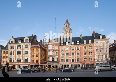 Anciens bâtiments de la Grand Place ou Place du Général de Gaulle Lille France UE Banque D'Images