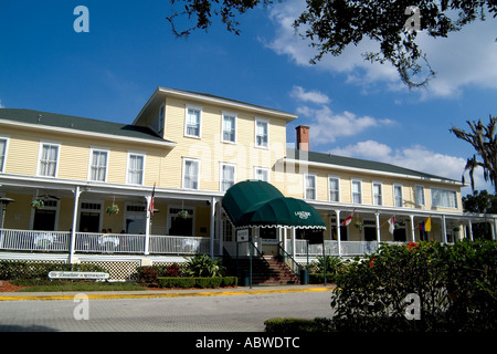 Le célèbre vieux hôtel Mount Dora Inn dans Mt Dora en Floride Banque D'Images