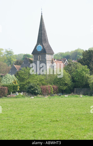 Une église de campagne Anglais Banque D'Images