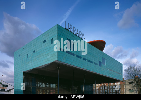 Peckham Library, Londres, 1999. Gagnant de prix Stirling 2000. L'extérieur du sud ouest. De récolte Shot 10. Banque D'Images