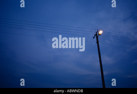 Les lampadaires à Auschwitz Birkenau 2 Pologne Banque D'Images