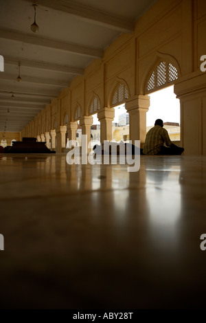 La Mecque Masjid Charminar Bazar Hyderabad Andhra Pradesh, Inde Banque D'Images