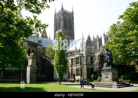Sir Alfred Lord Tennyson Cathédrale de Lincoln UK Banque D'Images