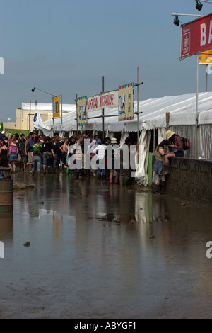 Glastonbury Festival le plus grand festival de musique en Europe Angleterre Somerset Pilton Farm digne Banque D'Images