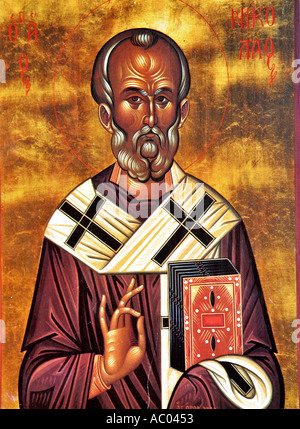 Saint Nicolas holding Saint Livre Bible illustration ancienne église des sentiers à Tissiniva Crete island Grèce Banque D'Images