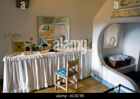 La salle de bains de Gala dans le Château Gala Dalí à Pubol, Catalogne, Espagne Banque D'Images