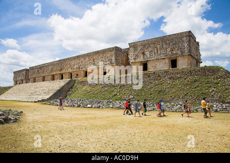 Palacio del Gobernador, Palais des Gouverneurs, site archéologique d'Uxmal, Uxmal, l'état du Yucatan, Mexique Banque D'Images