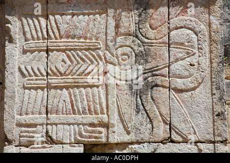 Détail du mur, de la plate-forme de Vénus, Chichen Itza, Site archéologique de Chichen Itza, l'état du Yucatan, Mexique Banque D'Images