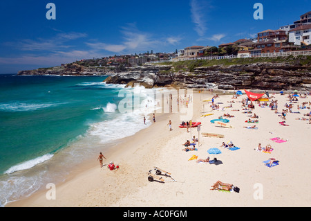 La large plage de point soleil cove à Tamarana sur Sydney s plages de l'Est Banque D'Images