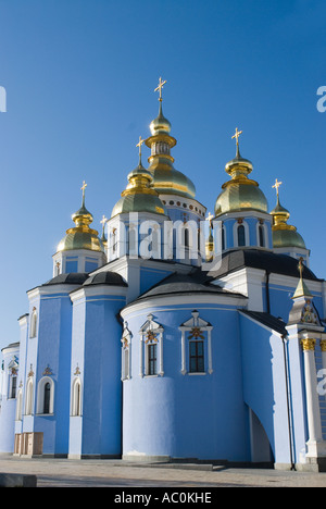 'Blue St Micheals Cathédrale des dômes dorés et le monastère de Kiev Kiev Ukraine' Banque D'Images