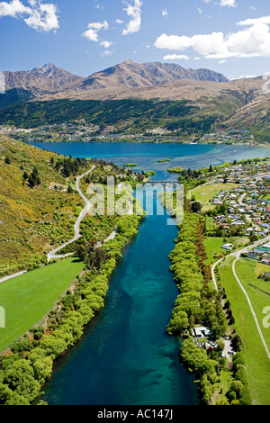 Kawarau River Lac Wakatipu laissant à Frankton près de Queenstown ile sud Nouvelle Zelande aerial Banque D'Images