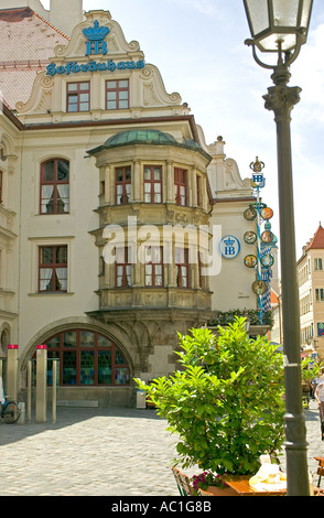 Brasserie HOFBRAUHAUS ROYAL BEER HOUSE ET RESTAURANT MUNICH BAVARIA ALLEMAGNE Banque D'Images