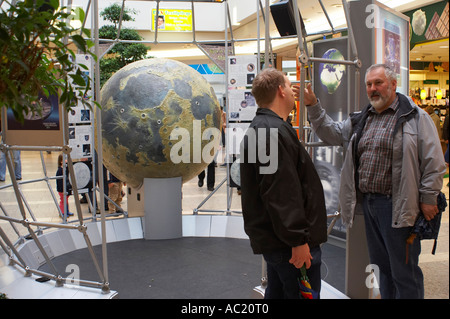 Exposition de la NASA à Hambourg. Lune. Banque D'Images